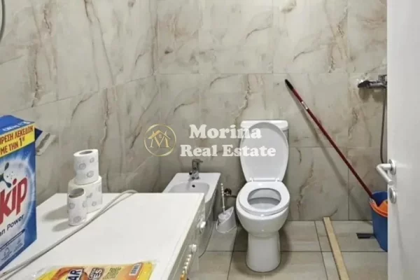 Shtepi me qera Apartament ne Tirane, 1+1, Mobilimi E mobiluar, Pagesa 500  Euro.