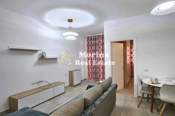 Shtepi me qera Apartament ne Tirane, 1+1, Mobilimi E mobiluar, Pagesa 500  Euro.