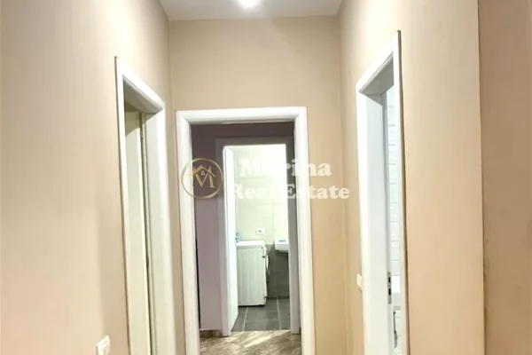 Shtepi me qera 2+1 ne Tirane - 600 Euro
