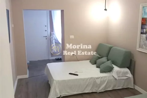 Shtepi me qera Garsoniere ne Tirane - 400 Euro