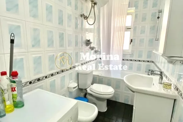 Shtepi me qera Apartament ne Tirane, 2+1, Mobilimi E mobiluar, Pagesa 650  Euro.