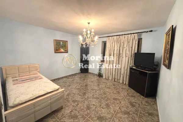 Shtepi me qera Apartament ne Tirane, 2+1, Mobilimi E mobiluar, Pagesa 550  Euro.