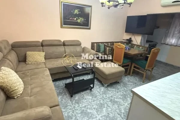 Shtepi me qera Apartament ne Tirane, 2+1, Mobilimi E mobiluar, Pagesa 550  Euro.