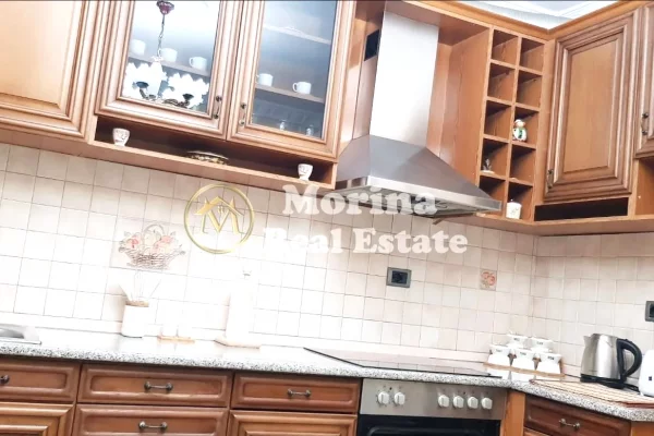 Shtepi me qera Apartament ne Tirane, 2+1, Mobilimi E mobiluar, Pagesa 650  Euro.