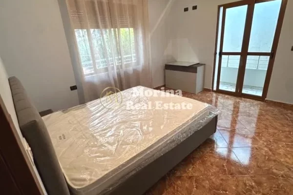 Shtepi me qera Shtepi Private ne Tirane, 2+1, Mobilimi E mobiluar, Pagesa 550  Euro.