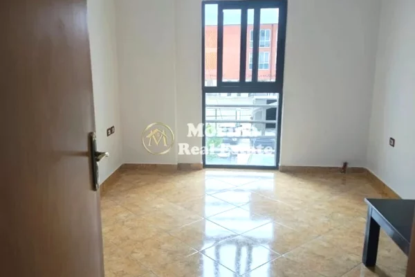 Shtepi me qera 2+1 ne Tirane - 500 Euro