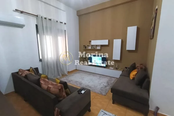 Shtepi me qera Apartament ne Tirane, 1+1, Mobilimi E mobiluar, Pagesa 550  Euro.