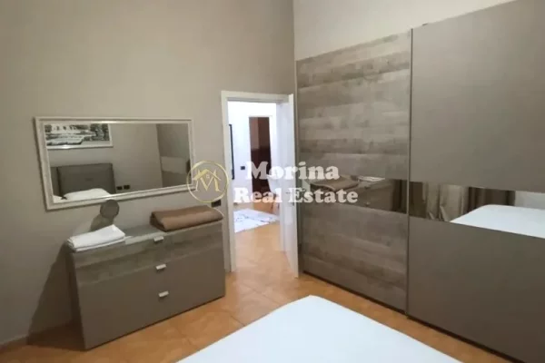 Shtepi me qera Apartament ne Tirane, 1+1, Mobilimi E mobiluar, Pagesa 550  Euro.