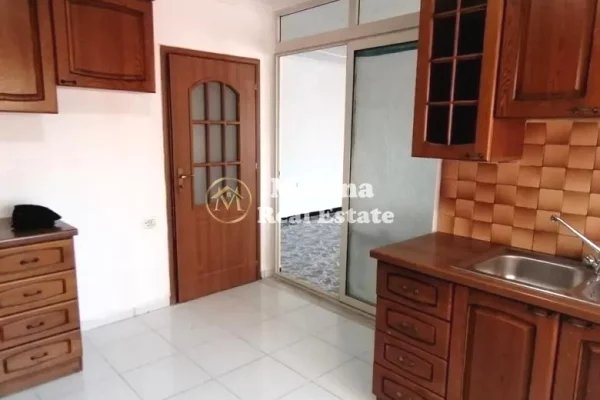 Shtepi me qera 3+1 ne Tirane - 500 Euro