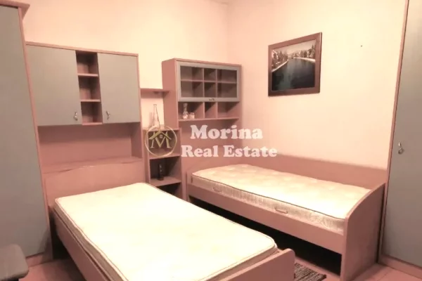 Shtepi me qera Apartament ne Tirane, 2+1, Mobilimi E mobiluar, Pagesa 900  Euro.