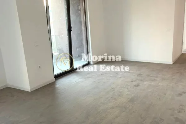 Shtepi me qera 2+1 ne Tirane - 1,000 Euro