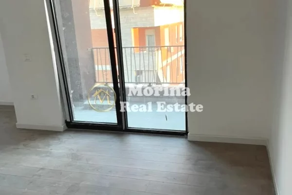 Shtepi me qera 2+1 ne Tirane - 1,000 Euro