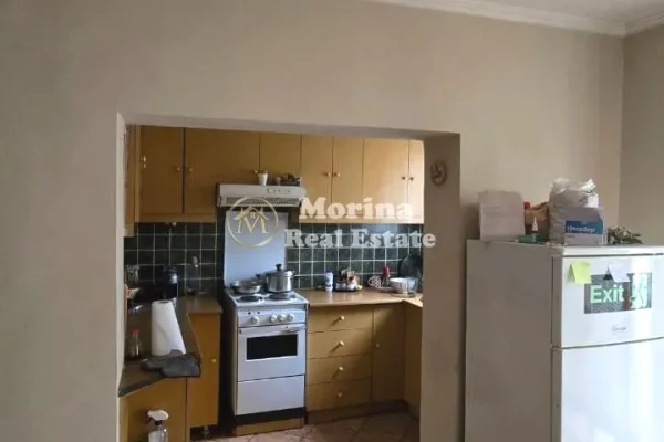 Shtepi me qera 2+1 ne Tirane - 500 Euro
