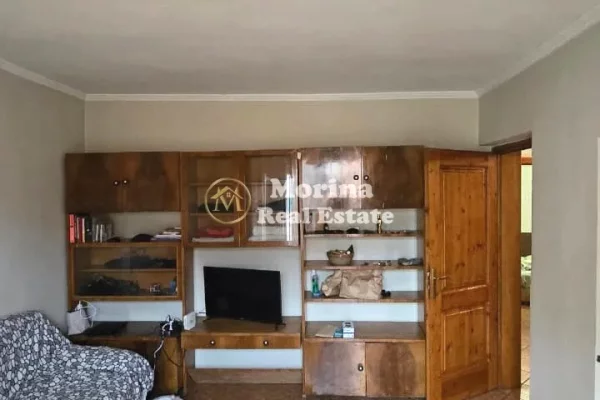 Shtepi me qera Apartament ne Tirane, 2+1, Mobilimi E mobiluar, Pagesa 500  Euro.