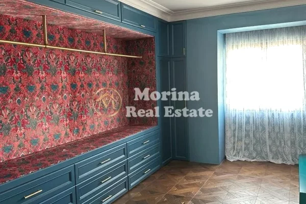 Shtepi me qera Apartament ne Tirane, 2+1, Mobilimi E mobiluar, Pagesa 1,800  Euro.