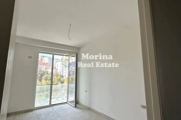 Shtepi ne shitje Apartament ne Tirane, 2+1, Mobilimi Bosh, pa mobiluar, Pagesa 238,000  Euro.