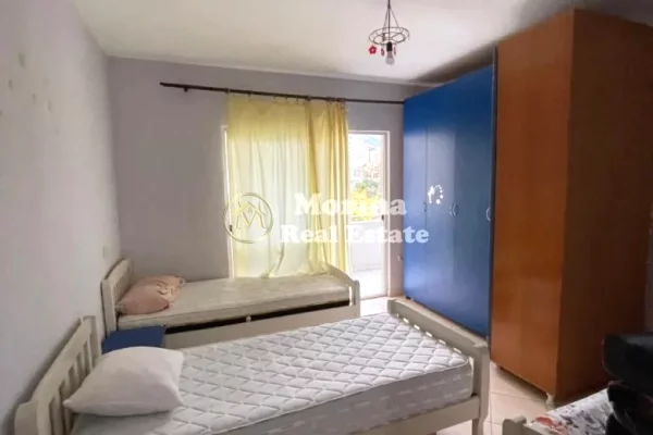 Shtepi ne shitje Apartament ne Tirane, 1+1, Mobilimi Bosh, pa mobiluar, Pagesa 112,000  Euro.