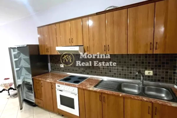 Shtepi ne shitje Apartament ne Tirane, 1+1, Mobilimi Bosh, pa mobiluar, Pagesa 112,000  Euro.