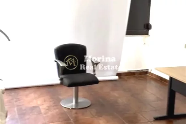 Ambient biznesi me qera 3+1 ne Tirane - 800 Euro