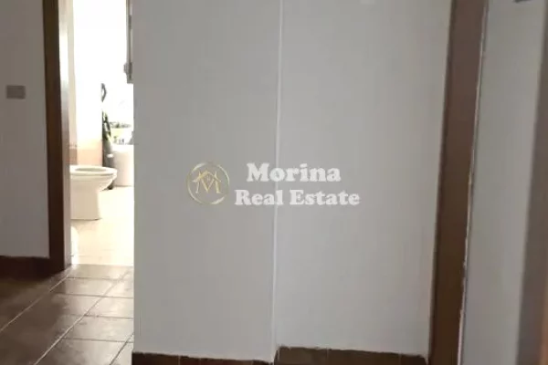 Qera Ambjent Biznesi “Bulevardi Gjergj Fishta” 800 Euro/Muaj