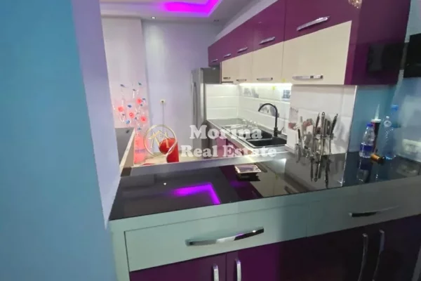 Shtepi me qera 2+1 ne Tirane - 400 Euro