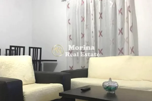 Shtepi me qera Shtepi Private ne Tirane, 1+1, Mobilimi E mobiluar, Pagesa 400  Euro.