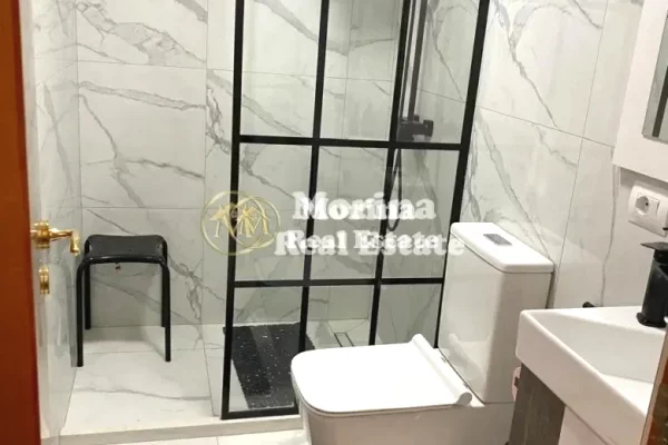 Shtepi me qera Apartament ne Tirane, 2+1, Mobilimi E mobiluar, Pagesa 850  Euro.