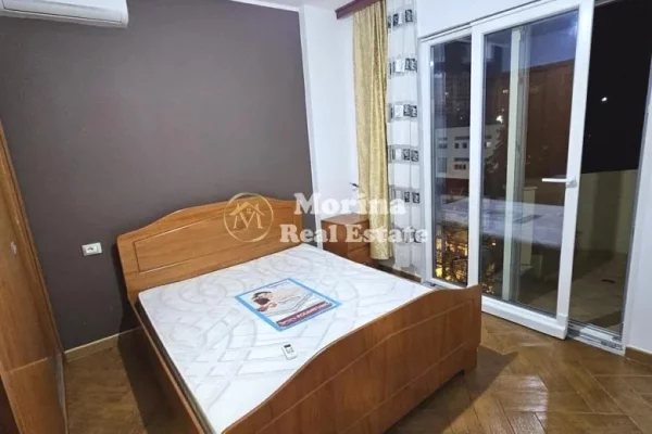 Shtepi me qera 3+1 ne Tirane - 700 Euro