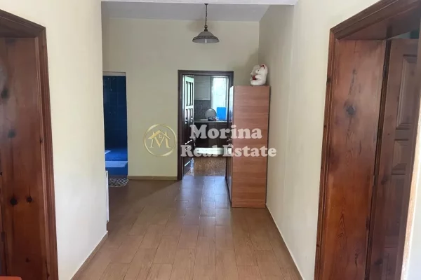 Shtepi me qera Shtepi Private ne Tirane, 1+1, Mobilimi E mobiluar, Pagesa 350  Euro.