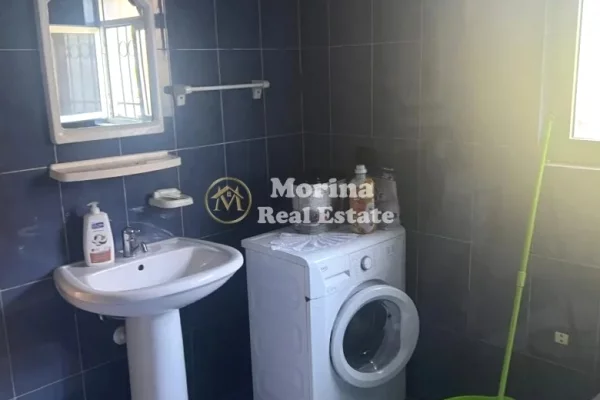 Shtepi me qera Shtepi Private ne Tirane, 1+1, Mobilimi E mobiluar, Pagesa 350  Euro.