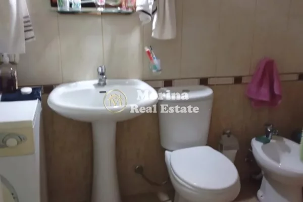 Shtepi me qera 1+1 ne Tirane - 400 Euro