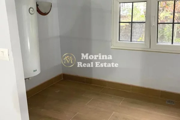 Shtepi ne shitje Duplex(shtepi me 2 kate) ne Tirane, 1+1, Mobilimi Bosh, pa mobiluar, Pagesa 85,000  Euro.