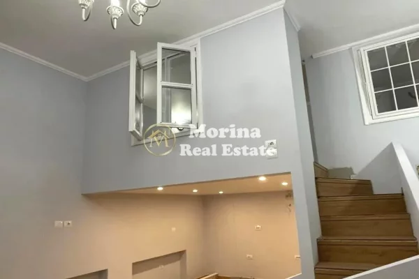 Shtepi ne shitje Duplex(shtepi me 2 kate) ne Tirane, 1+1, Mobilimi Bosh, pa mobiluar, Pagesa 85,000  Euro.