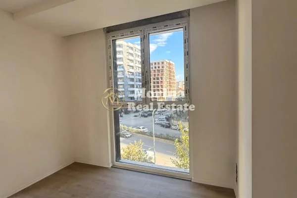Shtepi me qera Apartament ne Tirane, 2+1, Mobilimi Bosh, pa mobiluar, Pagesa 500  Euro.