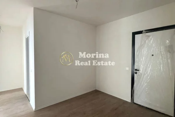 Qera, Ambjent Biznesi, Astir, Kompleksi Molla, 500 Euro/Muaj