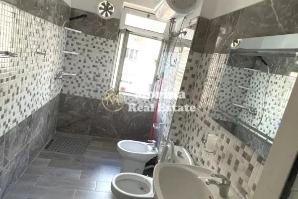 Shtepi me qera 2+1 ne Tirane - 700 Euro