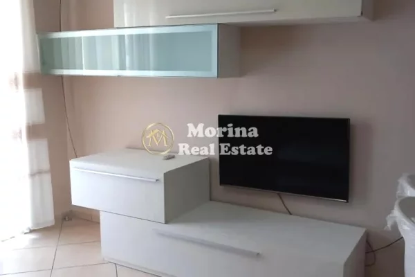 Shtepi me qera 2+1 ne Tirane - 600 Euro