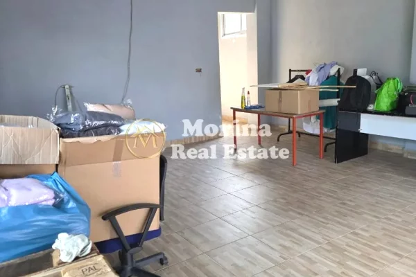 Agjensia Morina Jep Me Qera Ambjent Biznesi, 70 m2, Fusha Aviacionit, 400 euro.