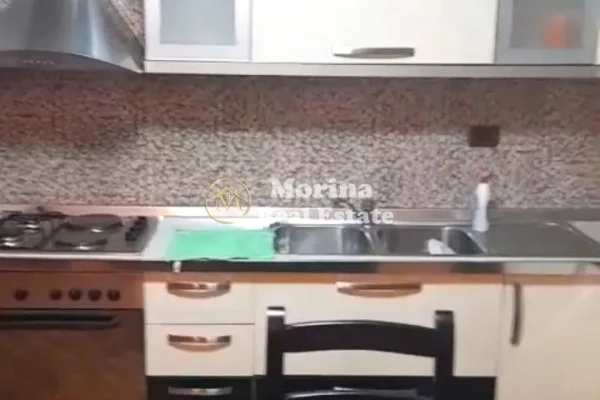 Shtepi me qera 2+1 ne Tirane - 300 Euro