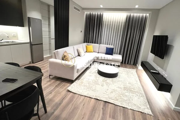 Shtepi me qera 2+1 ne Tirane - 700 Euro