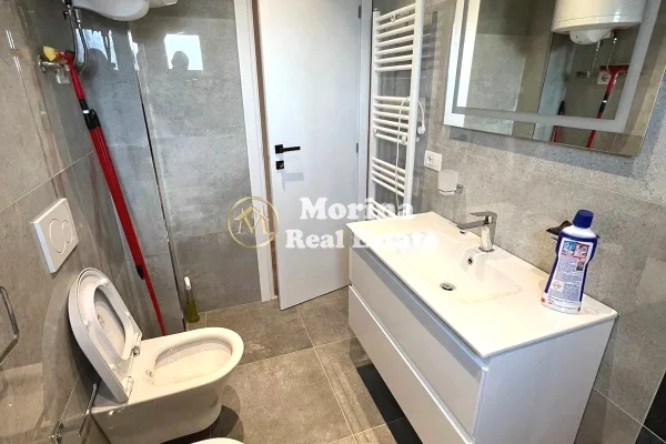 Shtepi me qera Apartament ne Tirane, 2+1, Mobilimi E mobiluar, Pagesa 700  Euro.
