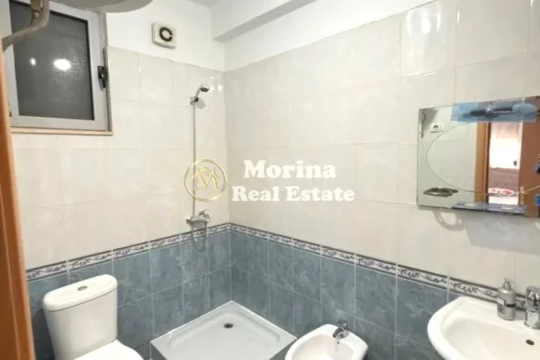 Shtepi me qera Apartament ne Tirane, 2+1, Mobilimi E mobiluar, Pagesa 550  Euro.