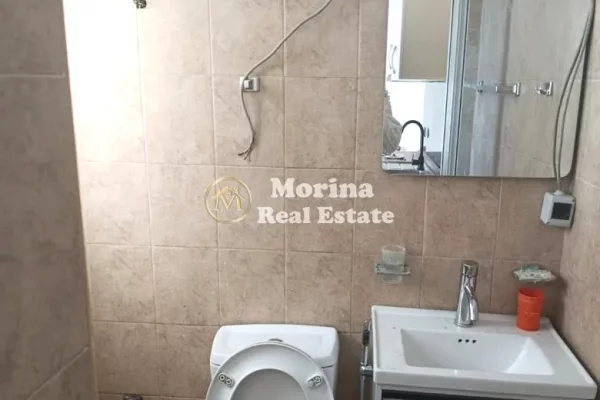 Shtepi me qera Garsoniere ne Tirane - 300 Euro
