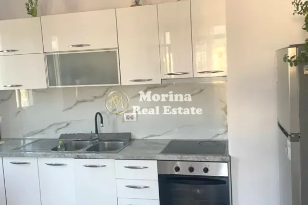 Shtepi me qera 2+1 ne Tirane - 700 Euro