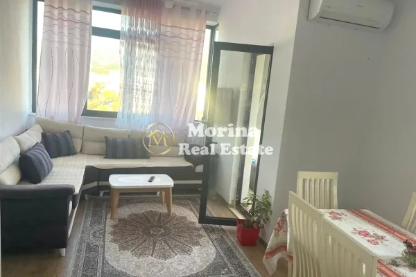 Shtepi me qera Apartament ne Tirane, 2+1, Mobilimi E mobiluar, Pagesa 700  Euro.
