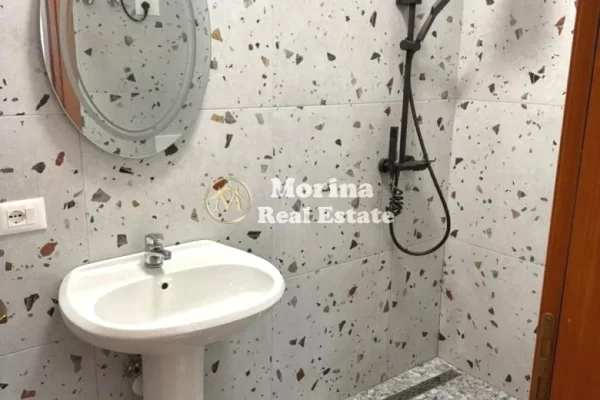 Shtepi me qera Apartament ne Tirane, 1+1, Mobilimi E mobiluar, Pagesa 400  Euro.