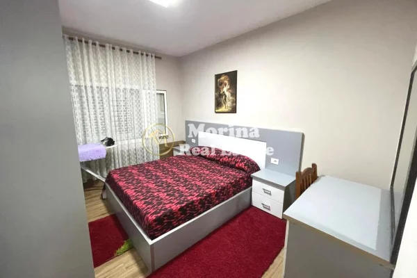 Shtepi me qera Shtepi Private ne Tirane, 2+1, Mobilimi E mobiluar, Pagesa 450  Euro.