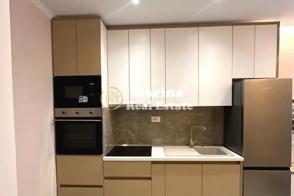 Shtepi me qera 2+1 ne Tirane - 700 Euro