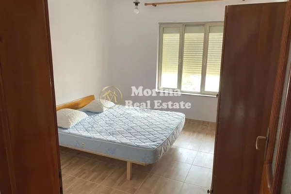 Shtepi me qera 2+1 ne Tirane - 450 Euro