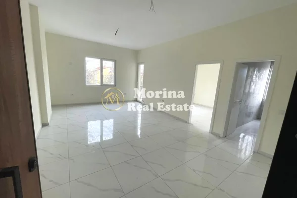 Ambient biznesi me qera 1+1 ne Tirane - 450 Euro